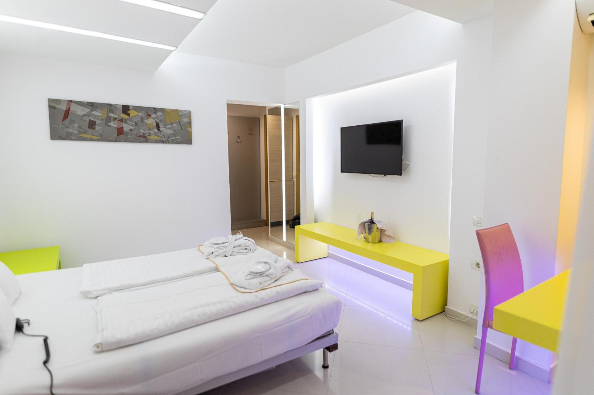 Christina Hotel 4*